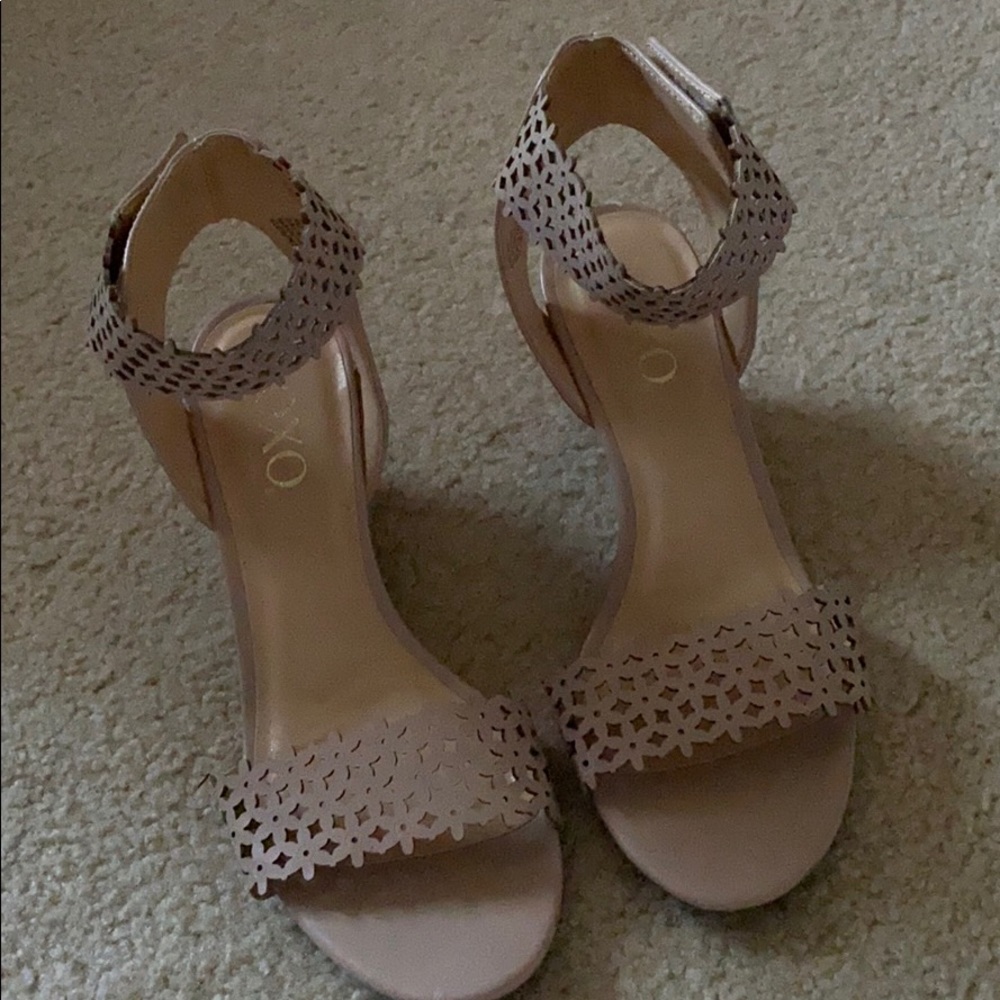 XOXO Women’s Sadler Wedges